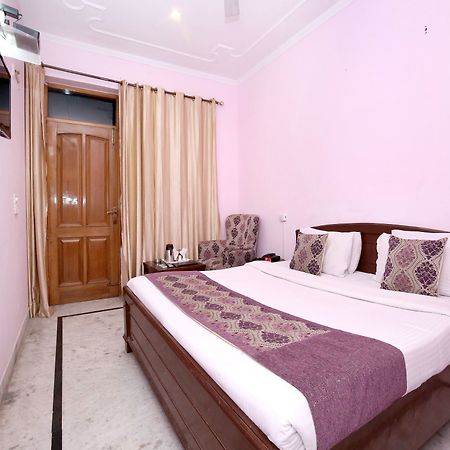 Oyo 6463 Hotel Dove Chandīgarh Zewnętrze zdjęcie