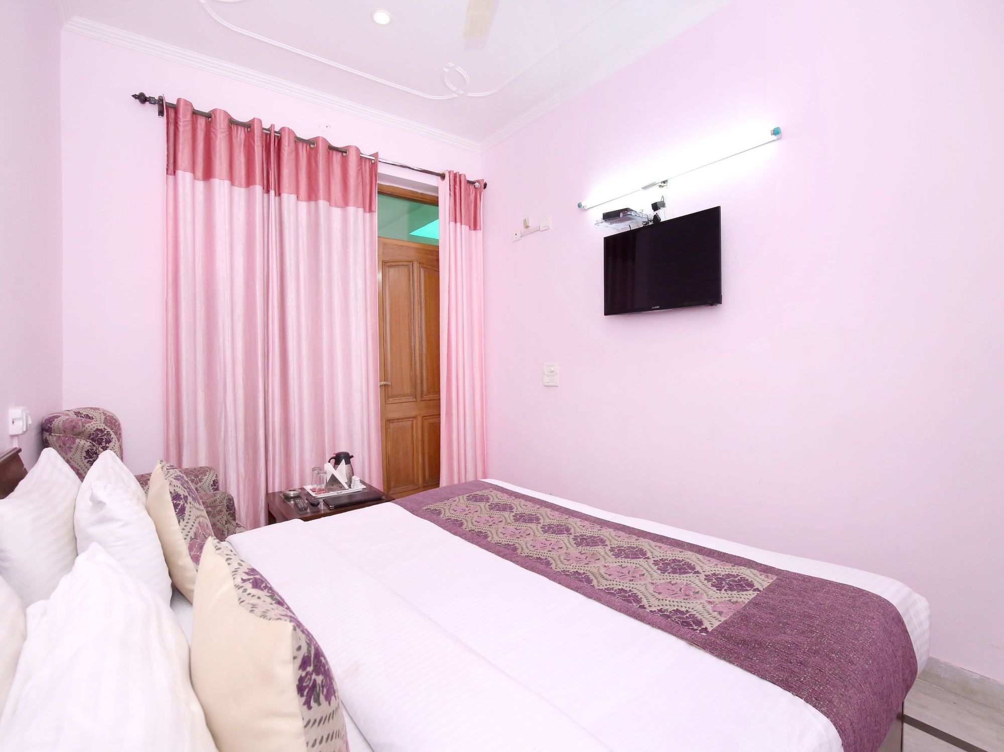 Oyo 6463 Hotel Dove Chandīgarh Zewnętrze zdjęcie