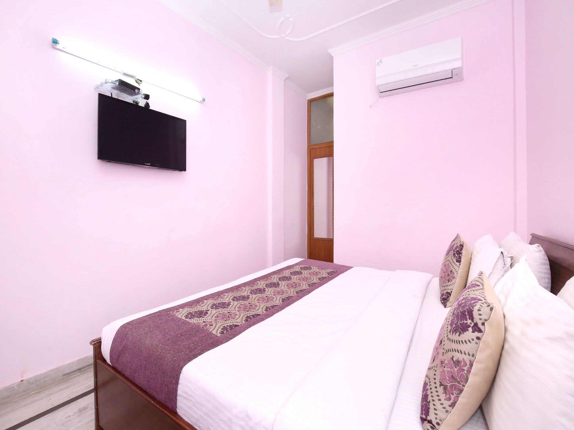 Oyo 6463 Hotel Dove Chandīgarh Zewnętrze zdjęcie